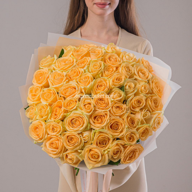 Букет из 51 розы Аваланж Пич